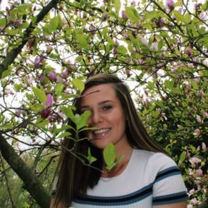 Meet your Posher, Katelyn